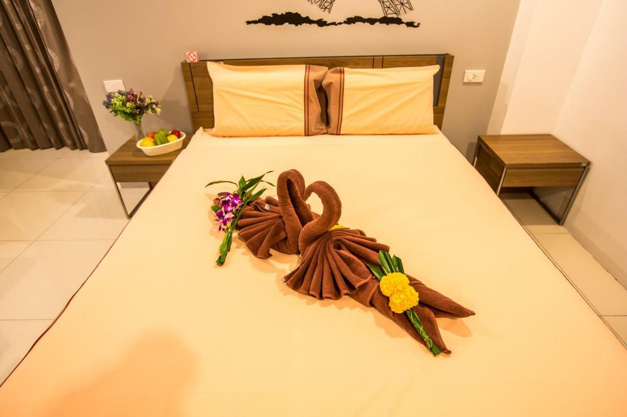 Oscar Boutique Hotel Patong Экстерьер фото