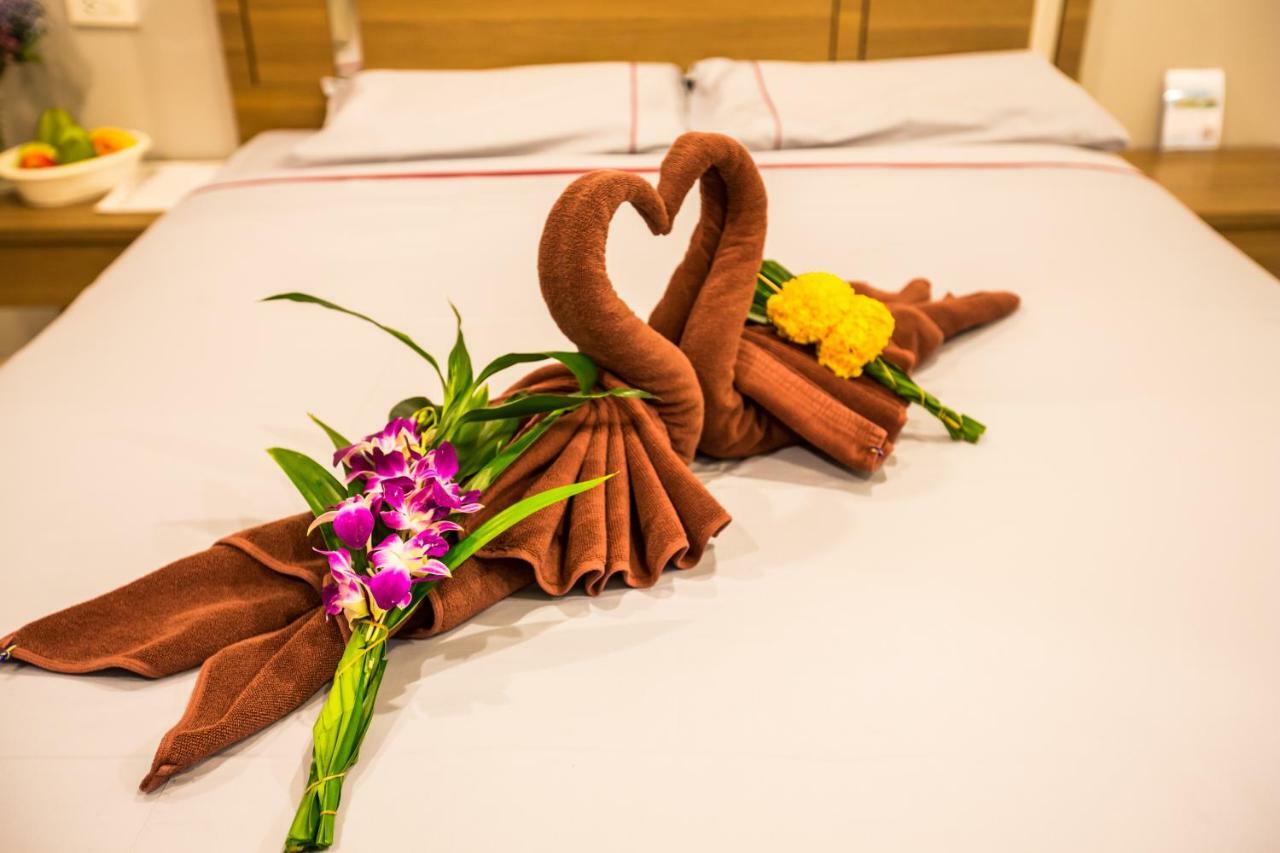 Oscar Boutique Hotel Patong Экстерьер фото